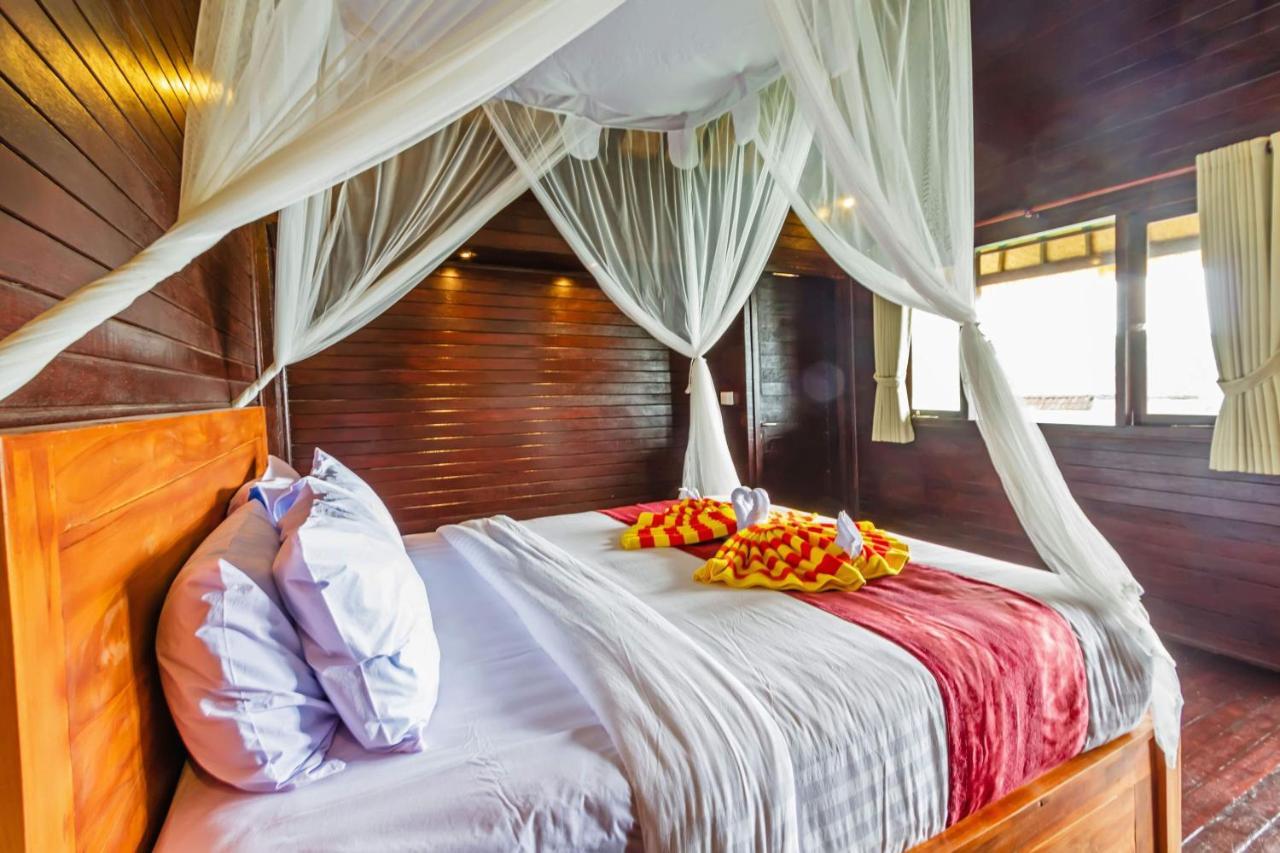 Ocean Hostel Ceningan Island Екстер'єр фото