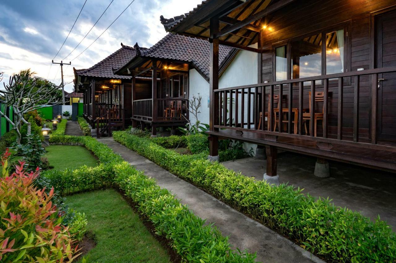 Ocean Hostel Ceningan Island Екстер'єр фото