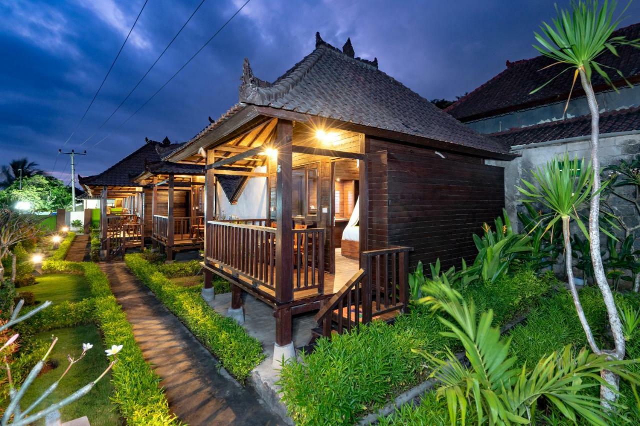 Ocean Hostel Ceningan Island Екстер'єр фото