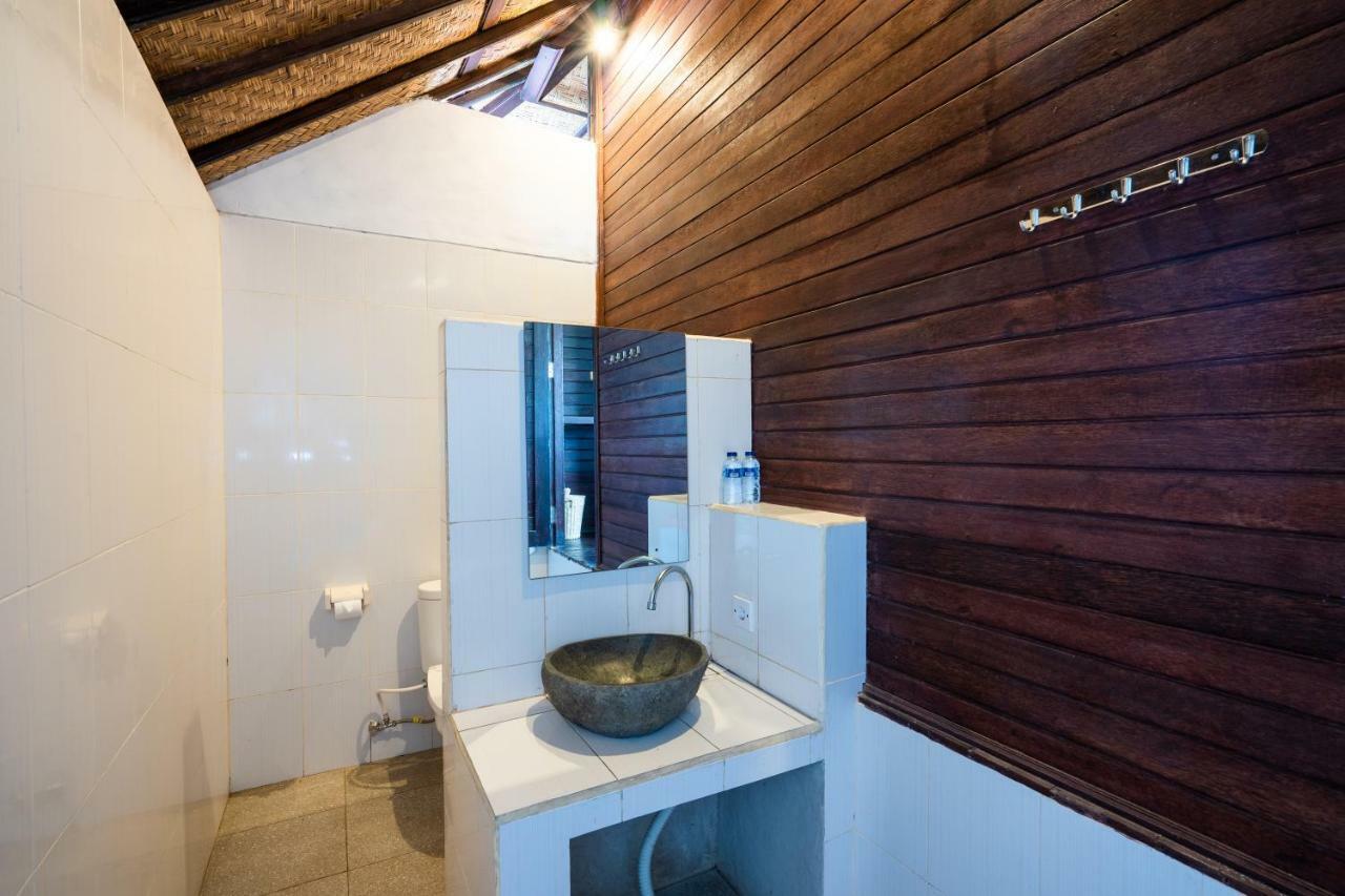 Ocean Hostel Ceningan Island Екстер'єр фото