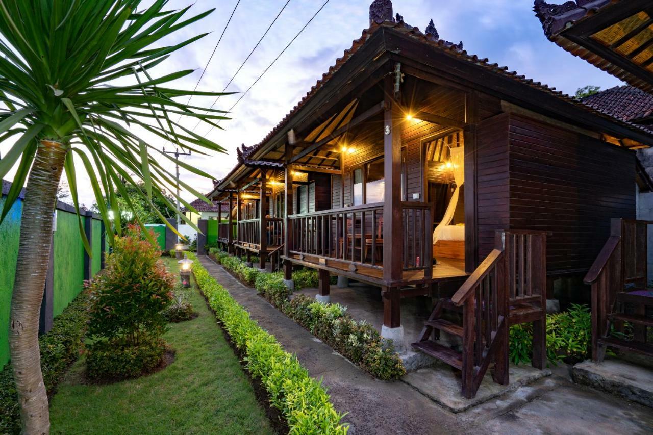 Ocean Hostel Ceningan Island Екстер'єр фото